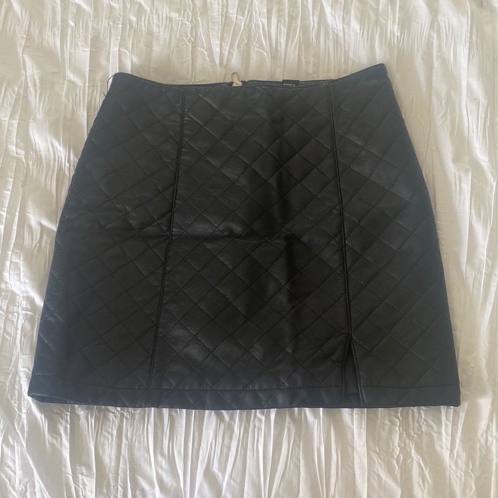 Leather skirt